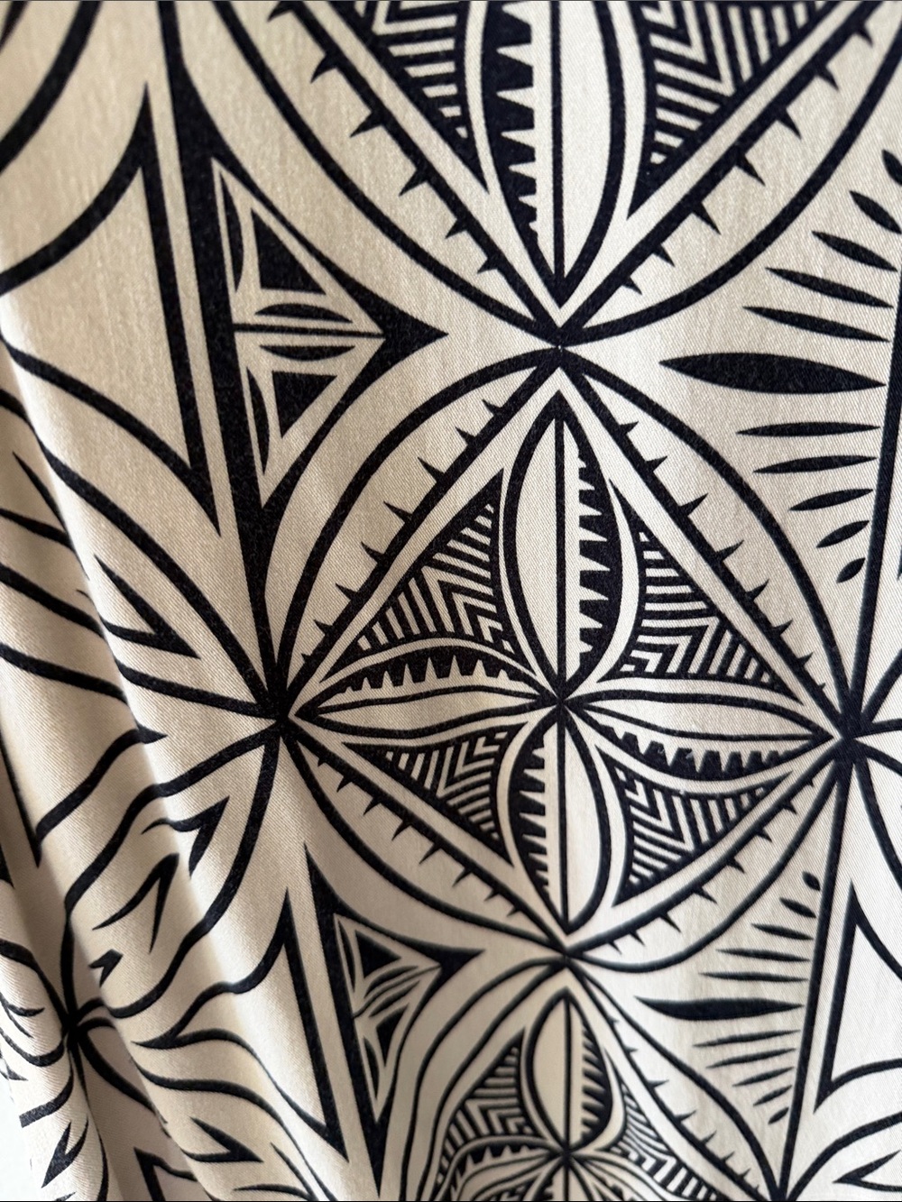 Tanoa Cream and Black V-Neck Blouse - Picture 3 of 5